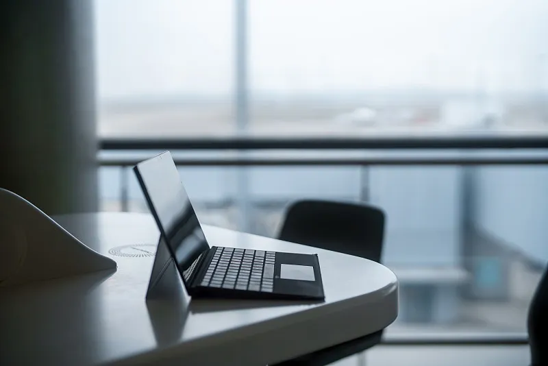 从开箱到得心应手：你的Windows 11新机启蒙全指南(图1)